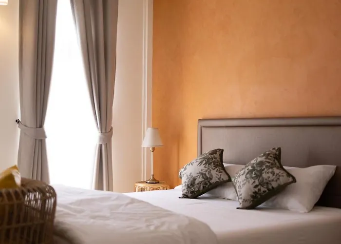 Bkk Cbd Whole-floor 3br 2ba 7-min To Mrt Апартаменты